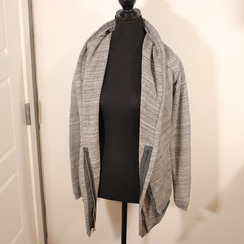 3/$30 Aritzia Wilfred Free Rousseau cardigan cocoon sweater shawl XXS